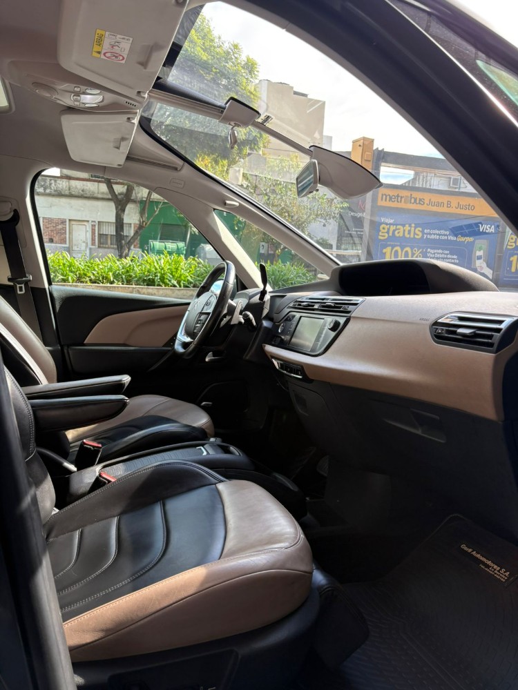 Citroën Grand C4 Picasso Shine — foto 2